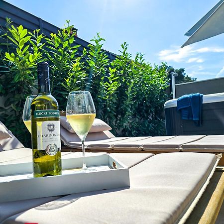 Villa David Pula Eksteriør billede